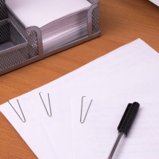 Скрепки STAFF, 25 мм, оцинкованные, треугольные, 100 шт., в картонной коробке Скрепки STAFF, 25 мм, оцинкованные, треугольные, 100 шт., в картонной коробке